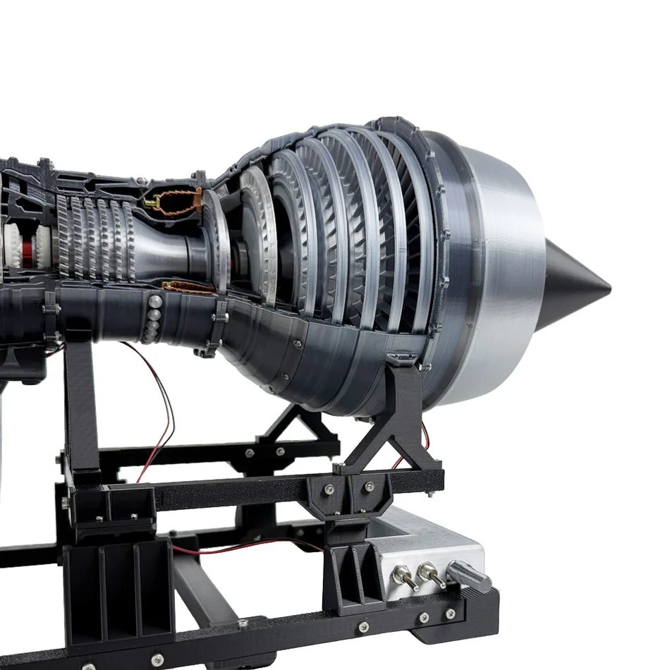 ENGINEKITOR - Modelo de motor turbofán Rolls Royce Trent 900 altamente restaurado (55 cm/22 pulgadas)