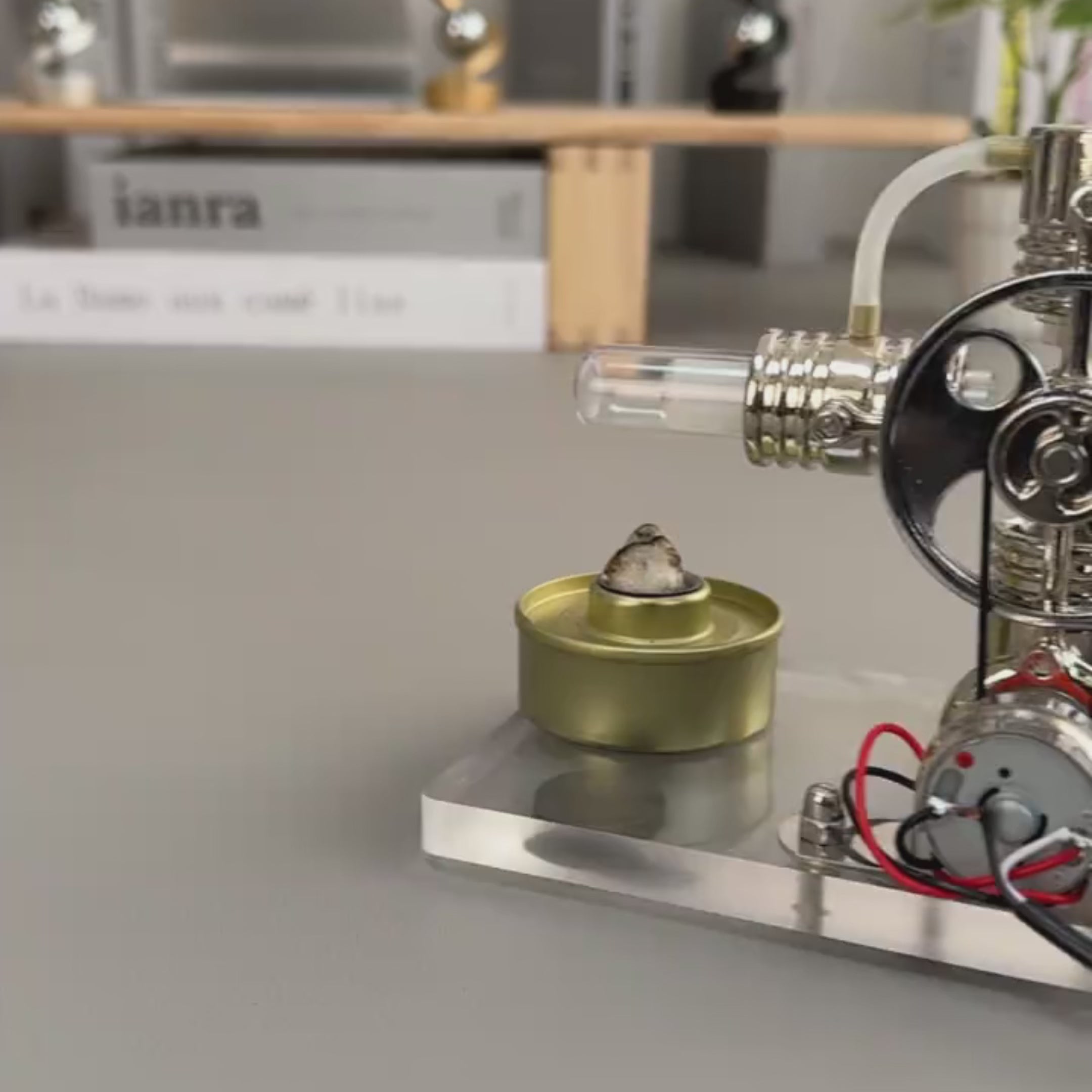 Kit générateur de moteur Stirling Cross Twin ENGINEKITOR avec voltmètre et LED - Construisez votre propre moteur